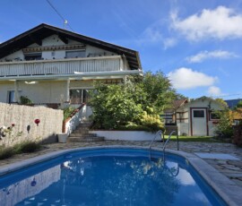 Wohnung in 4063 Hörsching: Pool und Gartenhütte, 83 m² Wohnfläche